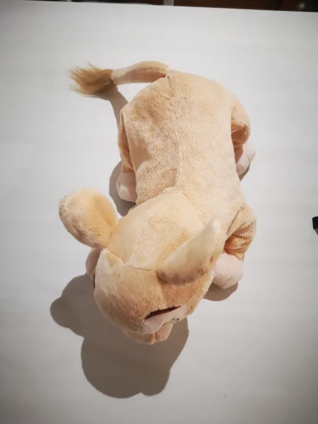 Peluche Nala pequeña Rey León