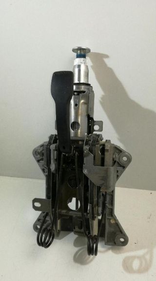 Audi 273182 columna direccion 521002 a4 cabrio 8h