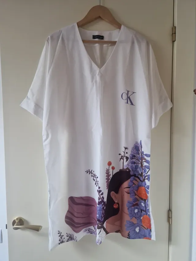 Vestido/Pareo Calvin Klein Oversize Estampado