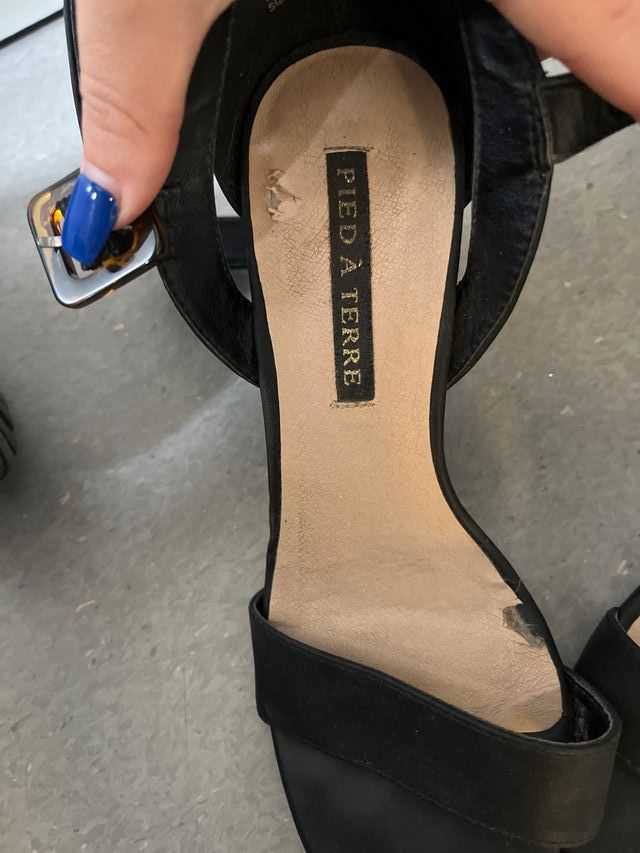 Tacones Pied a Terre Negro Talla 7 (37-38 EUR)