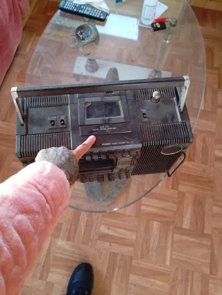 Radio Cassette TV Sanyo