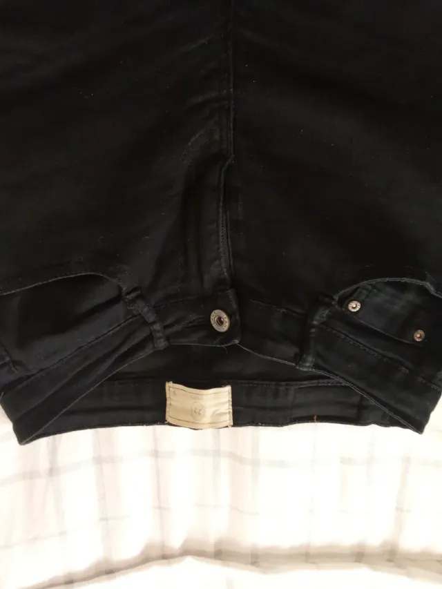 Pantalón vaquero mujer negro