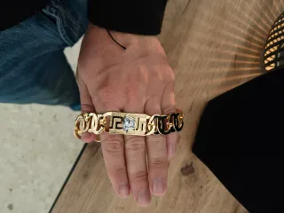 Esclava Versace Oro Laminado 22cm