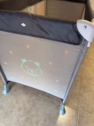 Parque cuna de viaje