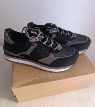 Sneakers Giossepo Mujer Nuevas. Talla 40