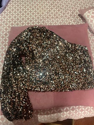 Top lentejuelas negro y dorado