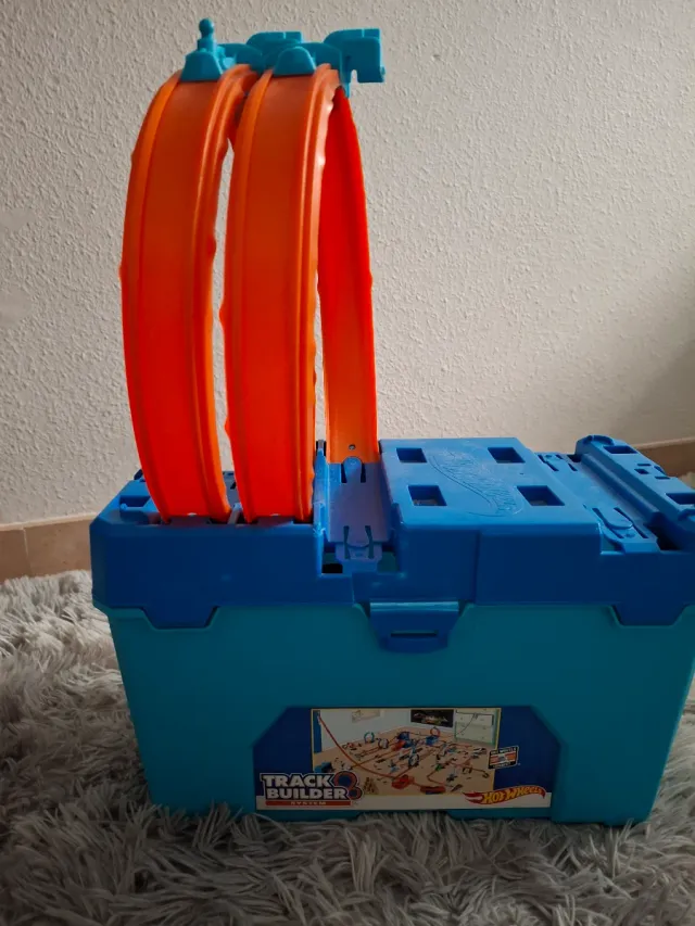 Caja multiloopins de Hot Wheels +3 coches