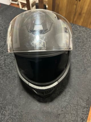 Capacete de moto MT Helmets AXK