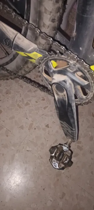 Bicicleta MTB carbono Scott Scale