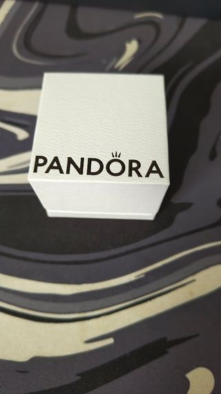 Anillo pandora corazón rojo