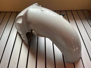 Guardabarros delantero Daelim S3 – Original