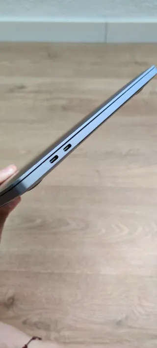 MacBook Pro 2019 16GB 256GB