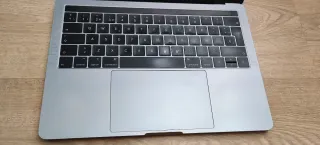 MacBook Pro 2019 16GB 256GB