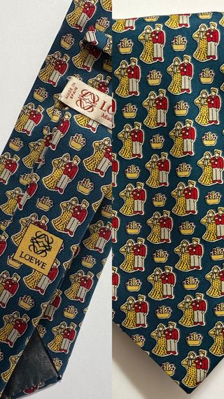 Corbata Loewe azul con chulapos