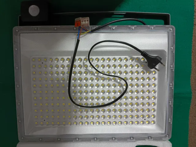 Proyector LED FGD-500W.C