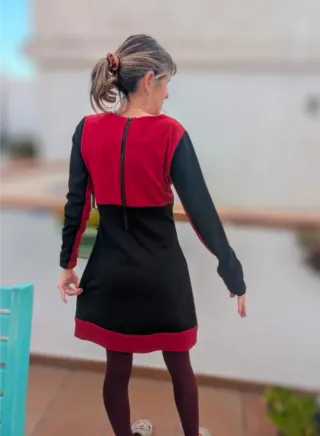 Vestido Invierno Missing Johnny Negro y Rojo