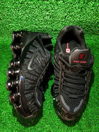 Nike Shox TL Negro (39EU)