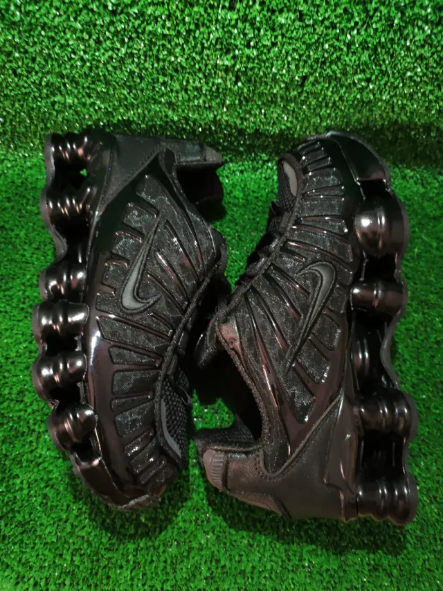 Nike Shox TL Negro (39EU)
