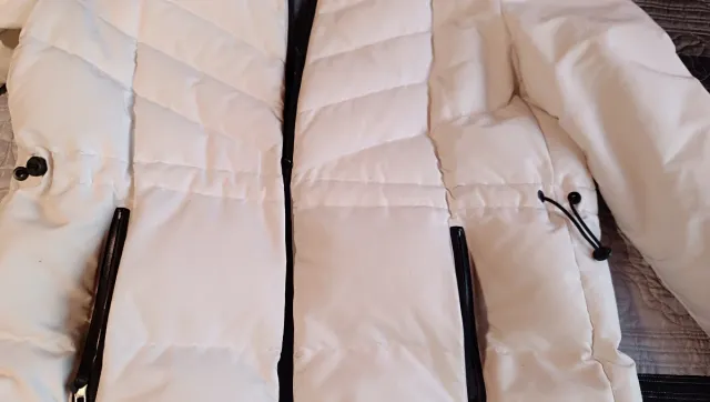 Parka Bimba y Lola Blanca con Capucha