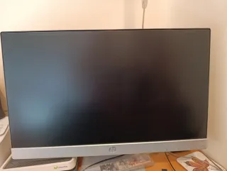 Teclado Logitech K120 Negro + Pantalla HP