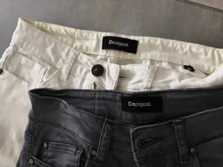 Set pantaloni Desigual grigio e bianco