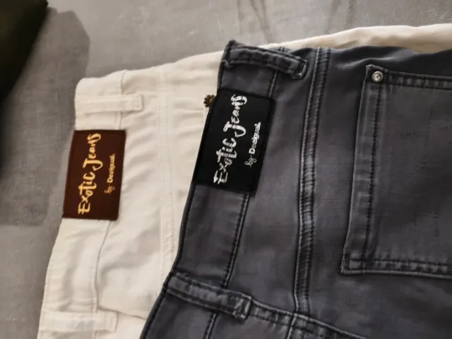 Set pantaloni Desigual grigio e bianco