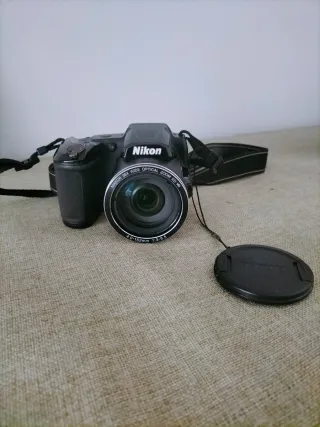 Cámara Nikon Coolpix Negra