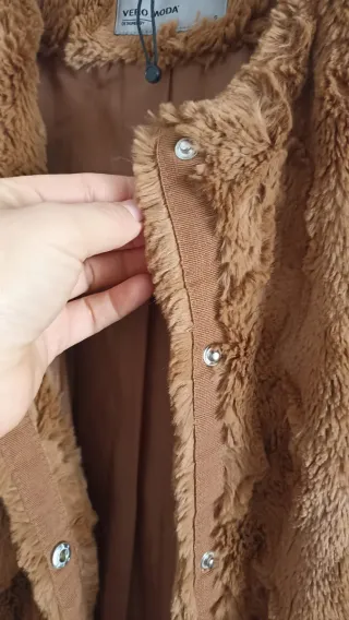 Chaleco pelo Vero Moda marrón mujer