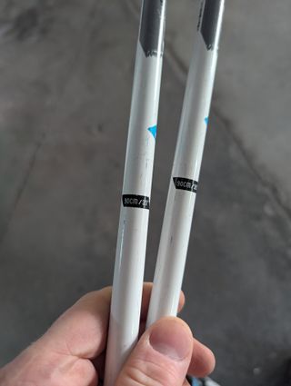 Sci, scarponi e bastoncini per bambini