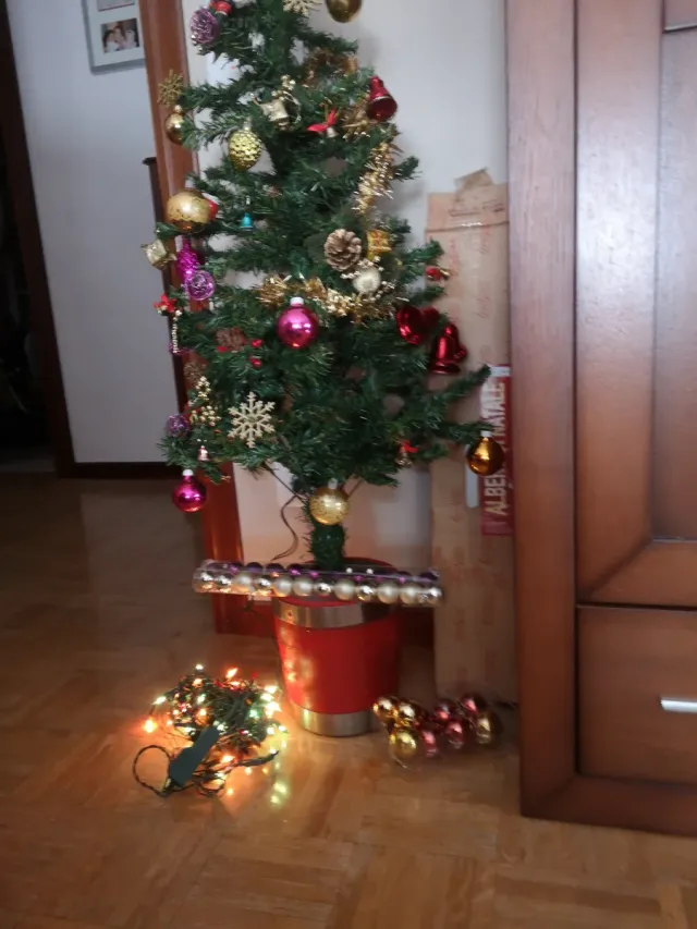 Árbol de Navidad con decoración