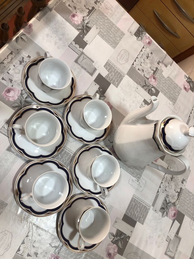 Juego de té porcelana jarra y 6 tazas