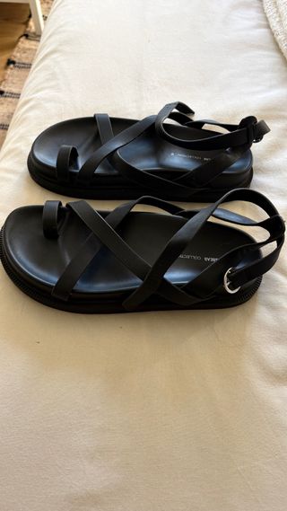 Sandalias Pull&Bear negras