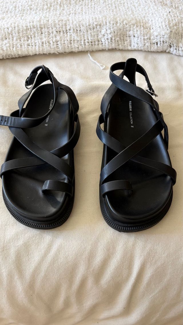 Sandalias Pull&Bear negras