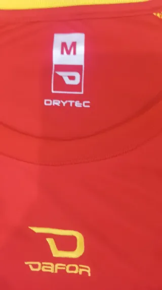 Camiseta deportiva Sprinter roja y amarilla