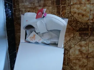 Zapatos Dian Blancos Talla 40