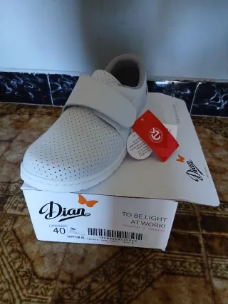 Zapatos Dian Blancos Talla 40