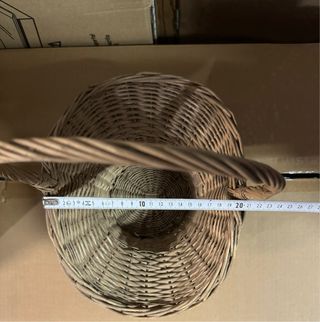 Cesta de mimbre pequeña