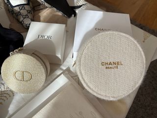 Neceser Chanel, Dior y joyero Messika