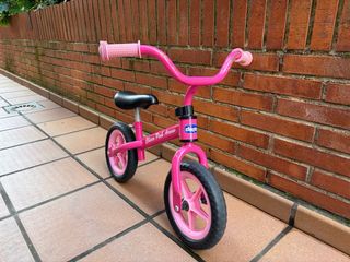 Bicicleta Chicco Rosa Red Bullet sin pedales