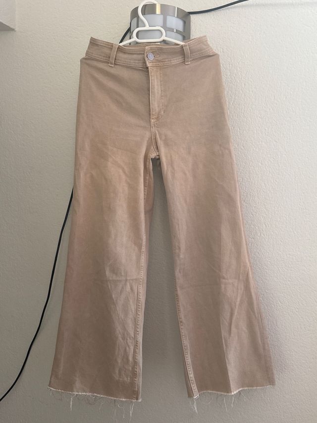 Pantalones anchos beige