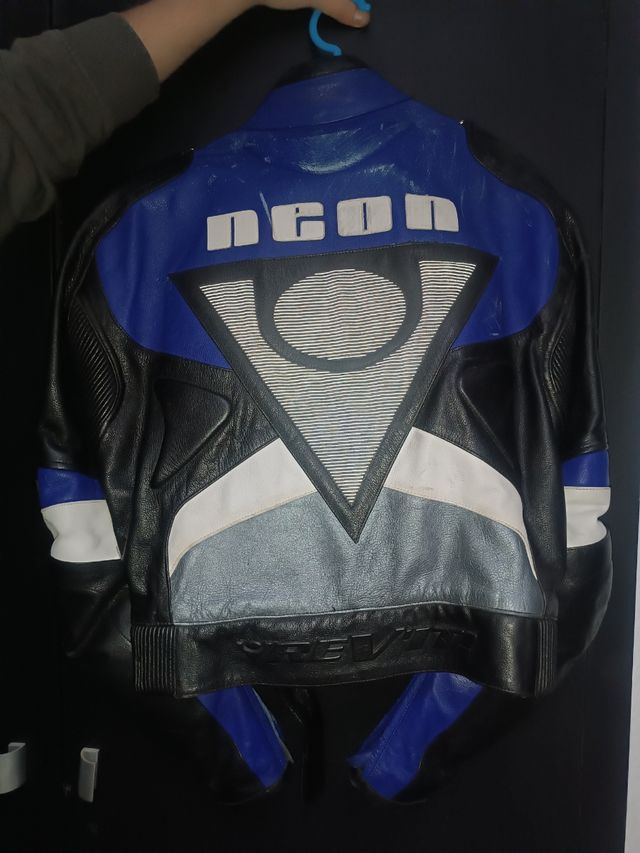 Chaqueta de cuero para moto