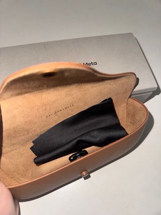 Estuche Ray-Ban Wayfarer Meta Marrón