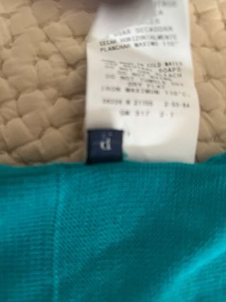 Top de verano azul turquesa