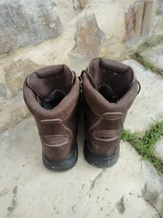 Botas veganas de monte Vegetarian Shoes T44