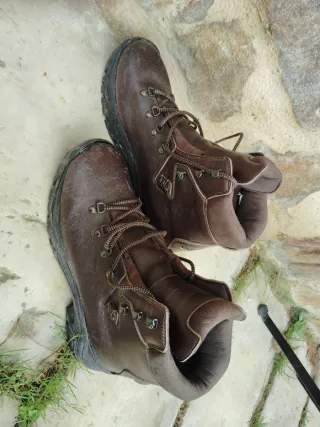 Botas veganas de monte Vegetarian Shoes T44