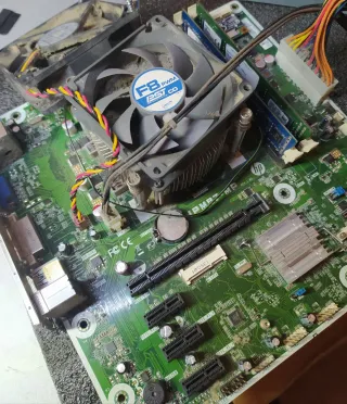 Kit Placa Base HP con Fuente de Alimentación