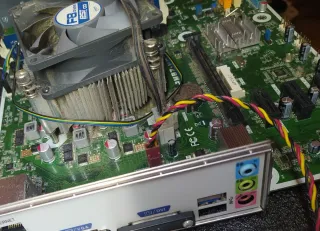 Kit Placa Base HP con Fuente de Alimentación