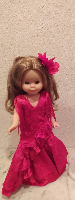 LOTE:nancy antigua + un conjunto ropa a elegir 99.