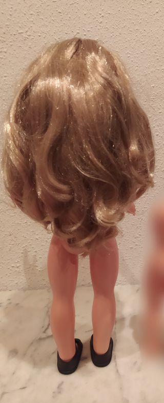 LOTE:nancy antigua + un conjunto ropa a elegir 99.