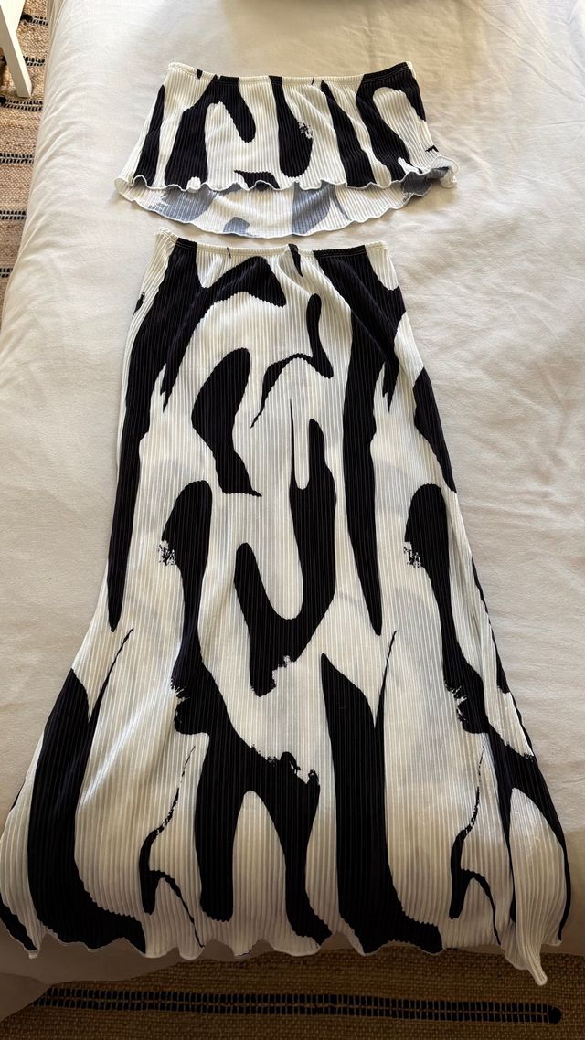 Conjunto Top y Falda Estampado Cebra